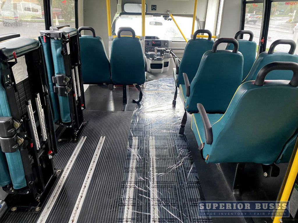 Used Reconditioned Shuttle Buses